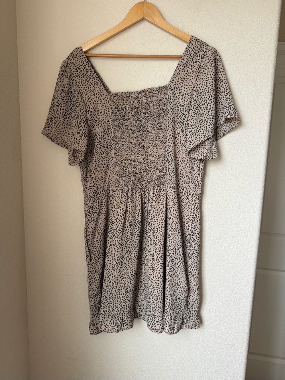 Abercrombie & Fitch Leopard Print Mini Dress Size XL - Picture 2 of 3